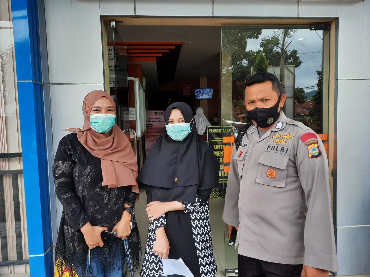 Vaksinasi Di Rumah Sakit Multazam